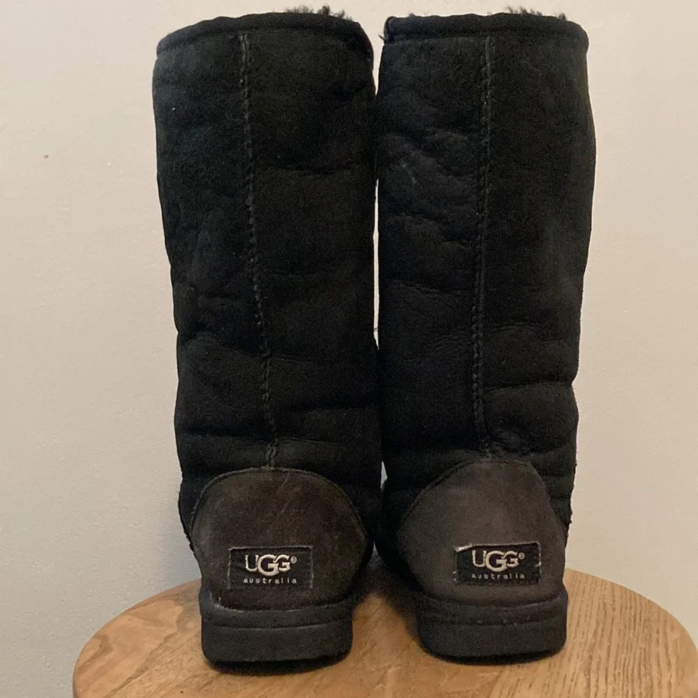 UGG Classic Tall II Black Size 6